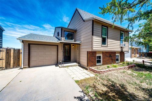 625 Madison Way, Bennett, CO, 80102-7834 | Card Image