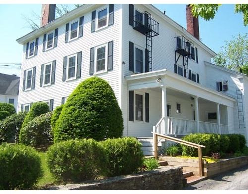 apt-2-111 Main St, Andover, MA, 01810-3772 | Card Image