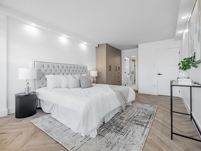 1611 - 7420 Bathurst St, Condo with 3 bedrooms, 2 bathrooms and 1 parking in Thornhill ON | Image 18