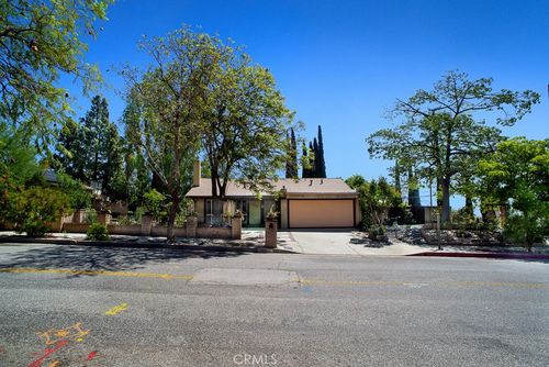 13576 Polk St, Sylmar, CA, 91342-1801 | Card Image