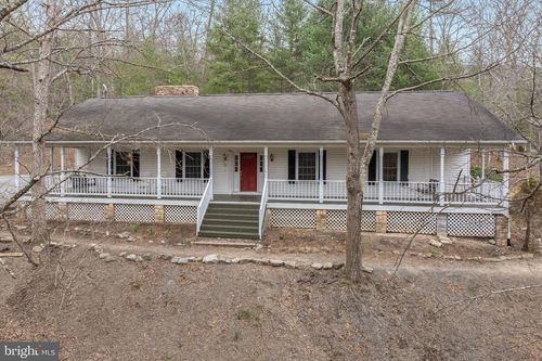 232 Oakmont Estates Dr, Franklin, WV, 26807-6681 | Card Image