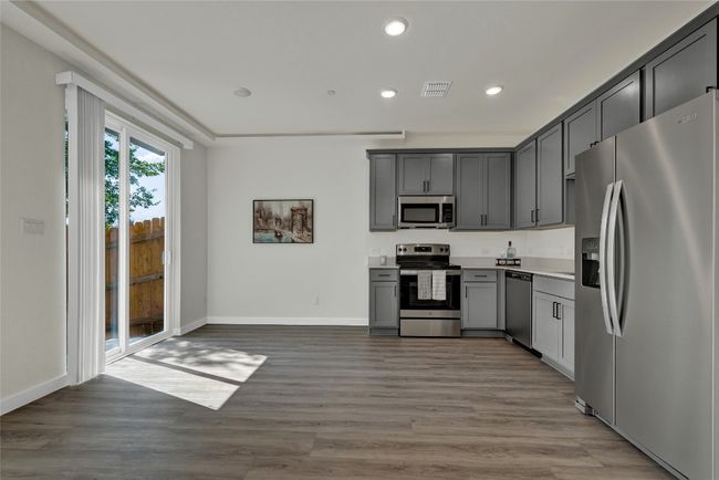 UNIT-302 - 104 Creekside Trl, Townhouse with 3 bedrooms, 3 bathrooms and 2 parking in Kyle TX | Image 15