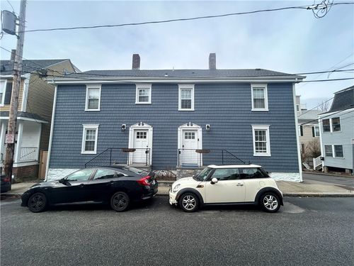 2-23 Anthony St, Newport, RI, 02840-3572 | Card Image