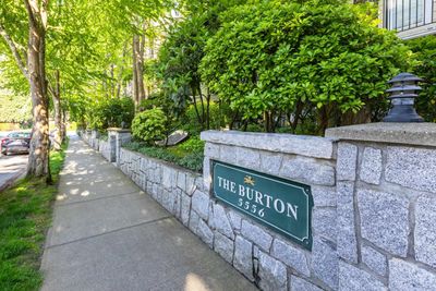 204 - 5556 14 Ave, Condo with 2 bedrooms, 2 bathrooms and 1 parking in Delta BC | Image 1