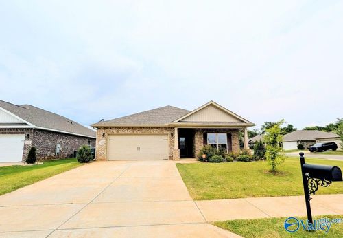 100 Silkwood Court, Huntsville, AL, 35824 | Card Image