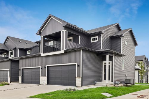 216 Ne Country Meadow Lane, Ankeny, IA, 50021 | Card Image
