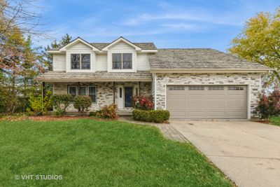 34473 N Bridle Lane, House other with 4 bedrooms, 2 bathrooms and 2 parking in Gurnee IL | Image 1