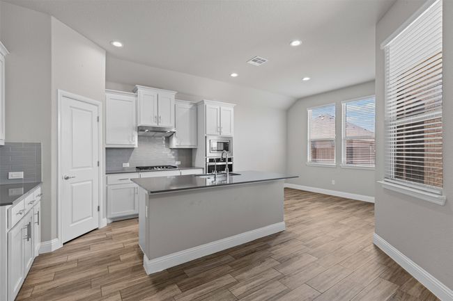 3640 Twin Pines Dr, House other with 4 bedrooms, 2 bathrooms and null parking in Midlothian TX | Image 9