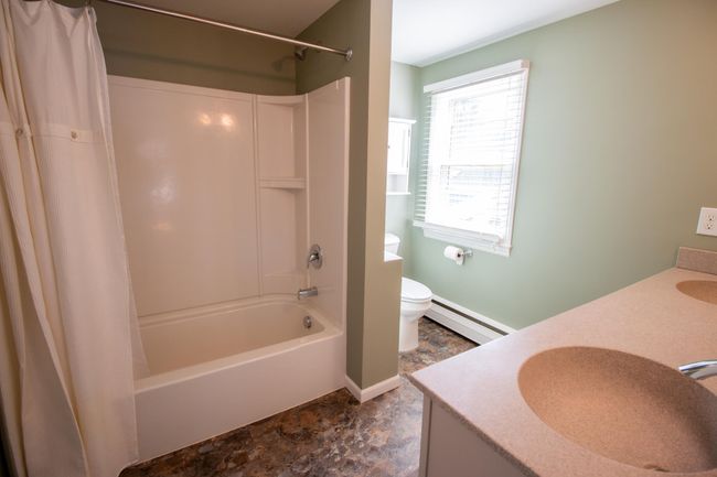368 N Hancock St, House other with 4 bedrooms, 3 bathrooms and null parking in Pentwater MI | Image 33