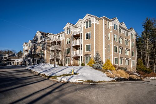 unit-405-7 Willey Creek Rd, Exeter, NH, 03833-8810 | Card Image