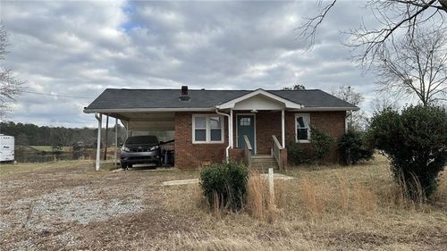 7040 Alan Thomas Rd, Cumming, GA, 30028-9705 | Card Image