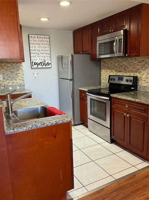 apt-b303-10500 Sw 108th Ave, Miami, FL, 33176-8605 | Card Image