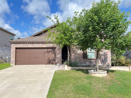 2605 Warren Ln, Aubrey, TX, 76227-1748 | Card Image