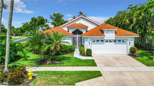 8452 Indian Wells Way, NAPLES, FL, 34113-3003 | Card Image