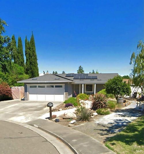 1120 Oxford Ct, Dixon, CA, 95620-2217 | Card Image
