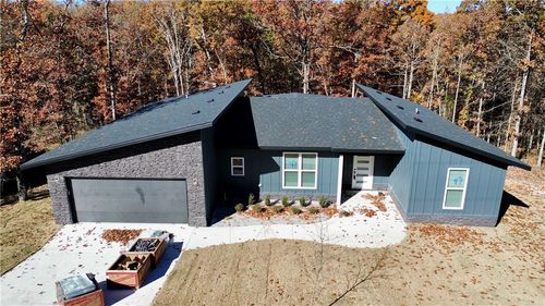 47 Glasgow Dr, Bella Vista, AR, 72715-3504 | Card Image