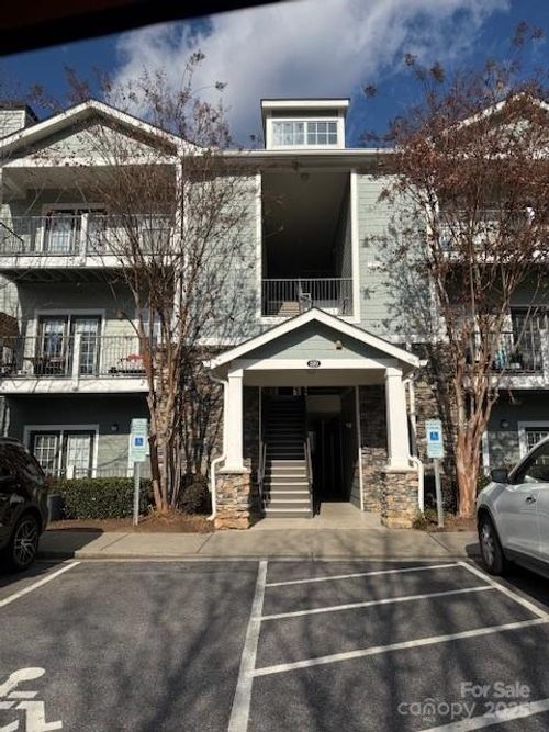 apt-202-500 Vista Lake Dr, Candler, NC, 28715-7180 | Card Image