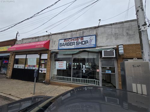 777 Merrick Rd, Valley Stream, NY, 11580-4854 | Card Image