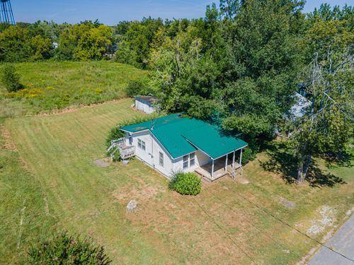 315 Willis Ave, Hohenwald, TN, 38462-1303 | Card Image