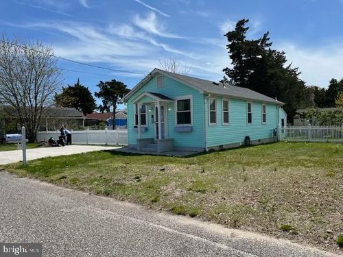 24 W Greenwood Ave, VILLAS, NJ, 08251-2031 | Card Image