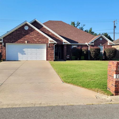 1112 Colonial Drive Drive, Jacksonville, AR, 72076 | Card Image