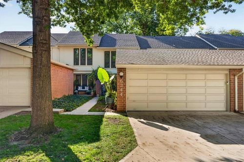 6244 Ash St, Mission, KS, 66205-3005 | Card Image