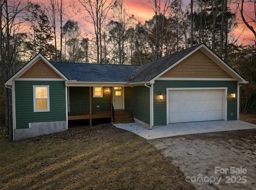 1462 Brightwater Rd, Hendersonville, NC, 28739 | Card Image