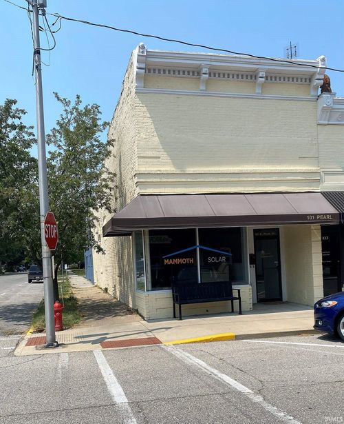 101 E Pearl St, Winamac, IN, 46996 | Card Image