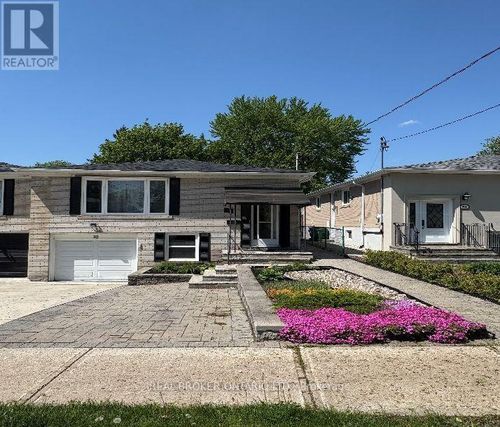 40 Green Bush Rd, Toronto, ON, M2M1P3 | Card Image