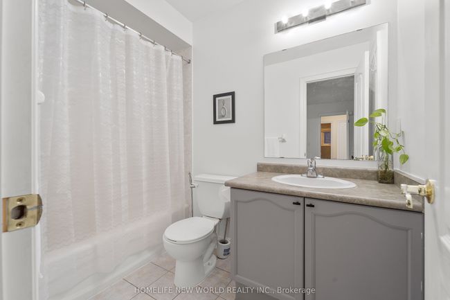 1033 Copperfield Dr, House other with 6 bedrooms, 6 bathrooms and 3 parking in Oshawa ON | Image 24