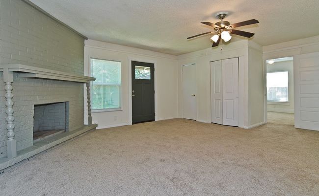 3011 Spurlock St, House other with 3 bedrooms, 2 bathrooms and null parking in Dallas TX | Image 19