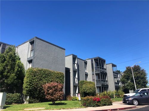 apt-101-425 Anchor Rd, San Mateo, CA, 94404-1013 | Card Image