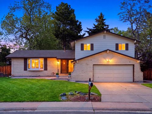 8923 W Warren Dr, Lakewood, CO, 80227-2385 | Card Image