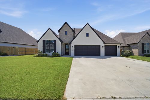 7908 N 147th East Ave, Owasso, OK, 74055-7972 | Card Image