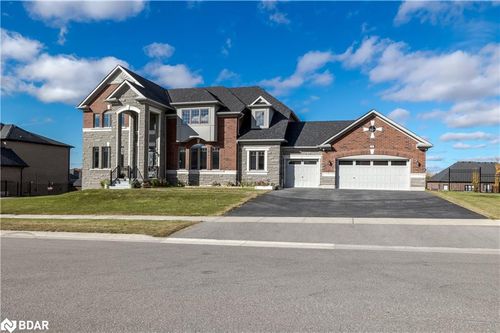 10 Stewart Cres, Thornton, ON, L0L2N0 | Card Image