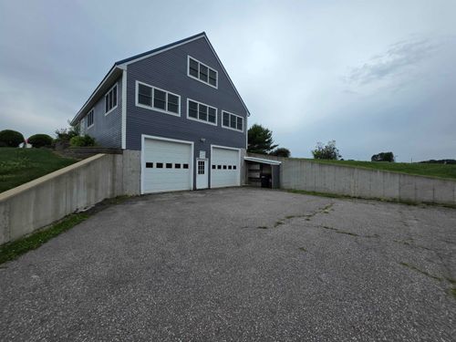 28 Hidden Ln, Northfield, NH, 03276-4715 | Card Image