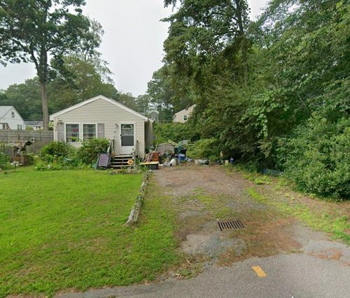 16 Holly Rd, Norton, MA, 02766-1410 | Card Image