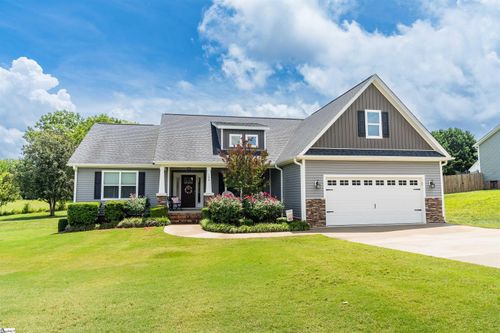 105 Millstone Dr, Campobello, SC, 29322-9082 | Card Image