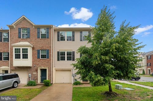 913 Hopkins Cor, GLEN BURNIE, MD, 21060-8457 | Card Image