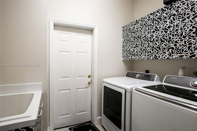 5067 Sw 162 Nd Ave, House other with 4 bedrooms, 3 bathrooms and null parking in Miramar FL | Image 14