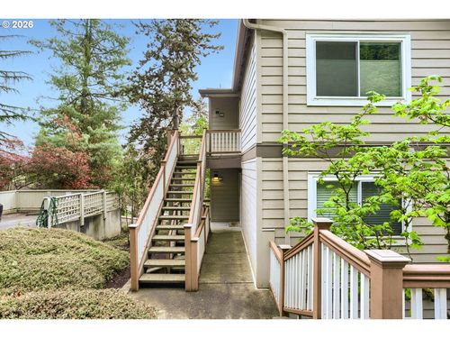 62-20070 Larkspur Ln, West Linn, OR, 97068-2381 | Card Image