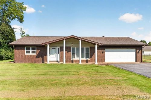 3 Park St, Freeburg, IL, 62243-1602 | Card Image