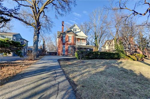 2024 Washington Blvd, Kansas City, KS, 66102-2757 | Card Image