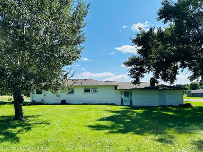 2037 E Dodge Road, Home with 2 bedrooms, 1 bathrooms and null parking in Thetford Twp MI | Image 2