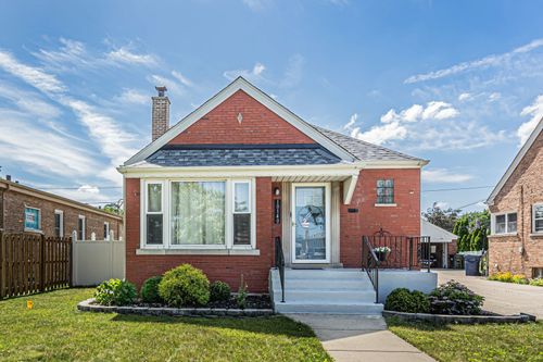10140 S Spaulding Ave, Evergreen Park, IL, 60805-3758 | Card Image