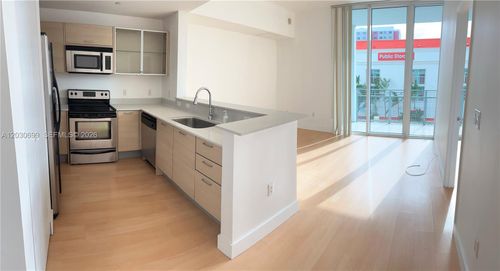 407-350 Ne 24th St, Miami, FL, 33137-4872 | Card Image