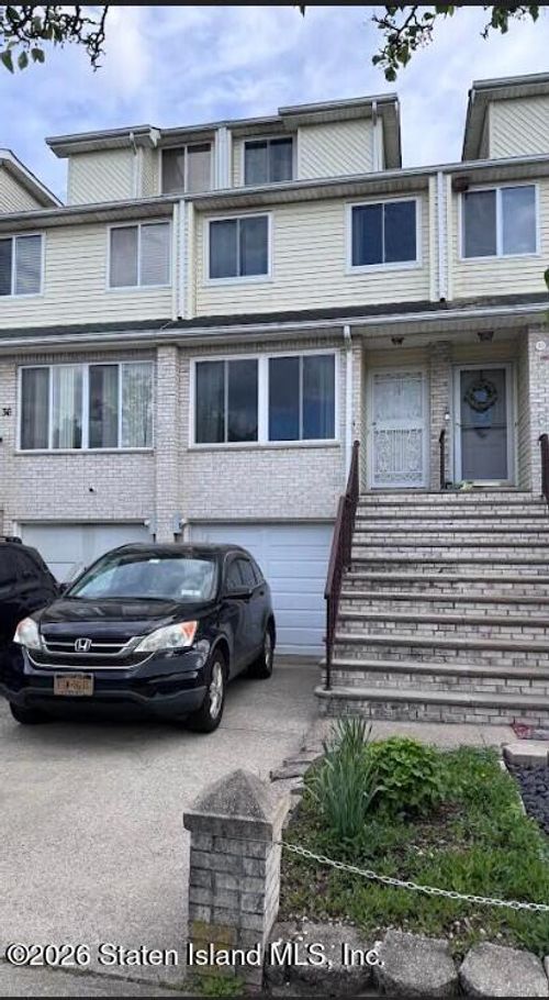 38 Winston St, Staten Island, NY, 10312-1341 | Card Image