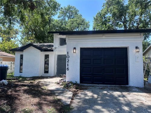 10216 N Pawnee Ave, TAMPA, FL, 33617-3938 | Card Image