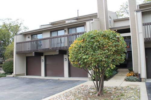69-69 White Oaks Rd, Fox Lake, IL, 60020-1535 | Card Image