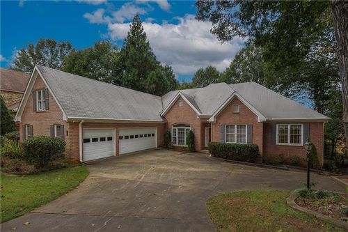 2372 Merrymount Dr, Suwanee, GA, 30024-2794 | Card Image